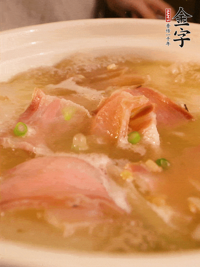 最后撒點蔥花。